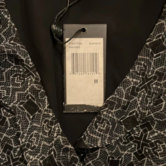 Max Studio Ruffle Trim Chiffon Top with Smocking and Geometric Print Size M - Picture 4 of 8